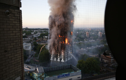 Tre år siden brannen i Grenfell Tower: Mange bor fortsatt i brannfarlige bygningskompleks