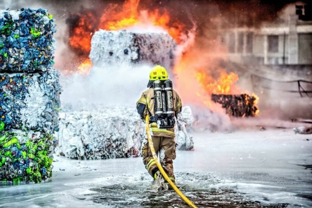 I april 2018 var det en storbrann hos Norsk Gjenvinning i Oslo. I april 2018 var det en storbrann hos Norsk Gjenvinning i Oslo.