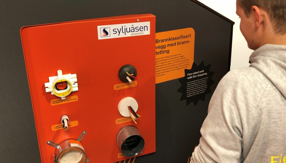 Eksempler på forskjellige godkjente branngjennomføringer. Eksempler på forskjellige godkjente branngjennomføringer.