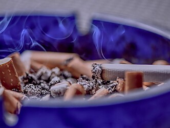 Hvor mange dødsbranner skyldes røyking?