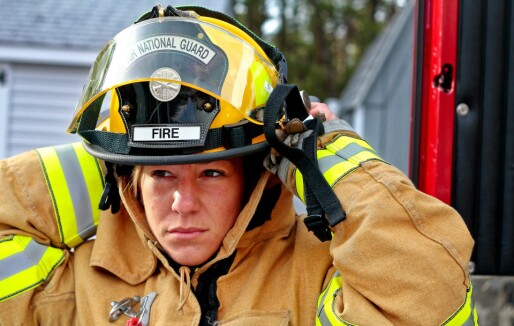 Å passe inn – er utstyret tilpasset kvinner i brannvesenet?