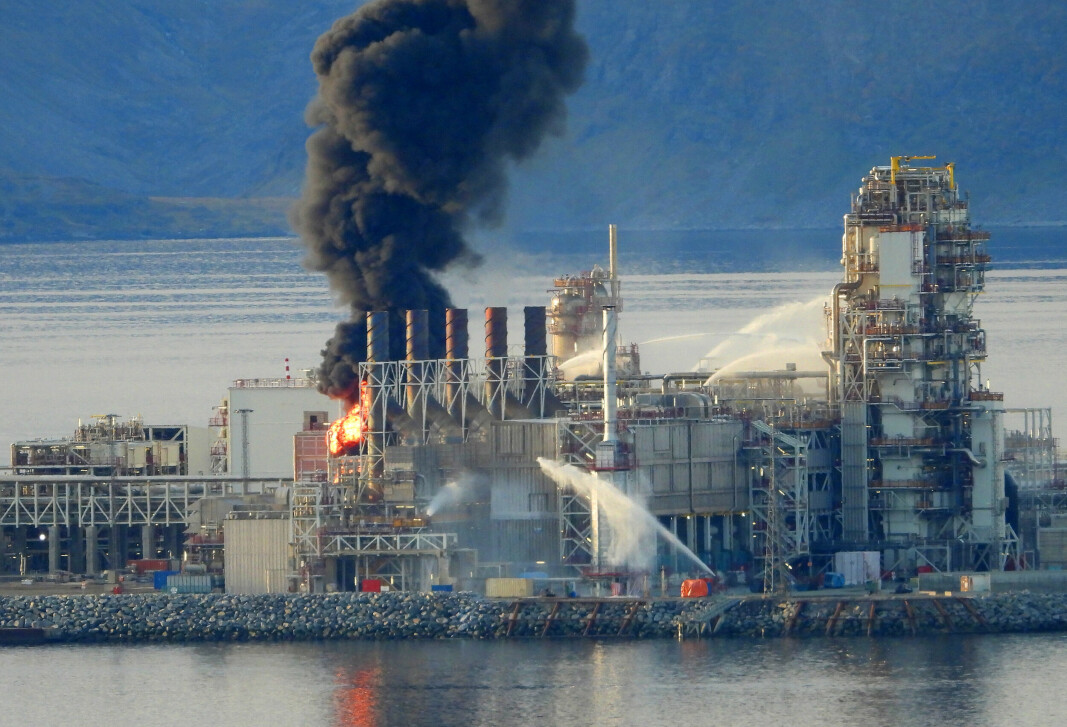 Equinors LNG-anlegg på Melkøya sto i full brann den 28. september 2020. Equinors LNG-anlegg på Melkøya sto i full brann den 28. september 2020.