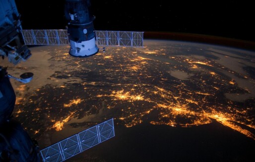 Nå kan branner i naturen oppdages ved hjelp av satellitter Nå kan branner i naturen oppdages ved hjelp av satellitter