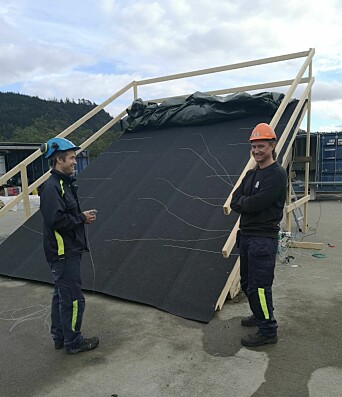Reidar Stølen og Joacim Skogseide utførte branntestene ved RISE Fire Researchs laboratorium i Trondheim. Reidar Stølen og Joacim Skogseide utførte branntestene ved RISE Fire Researchs laboratorium i Trondheim.