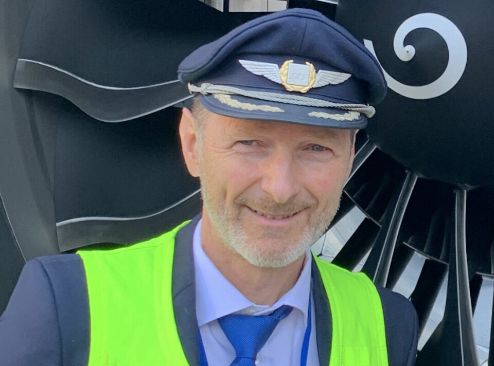 Leder for flysikkerhet i Pilotforbundet, Jens Salt, sier EU-regelverket har presiseringer som gir klare føringer for at det skal være røykdykkere ved norske flyplasser.